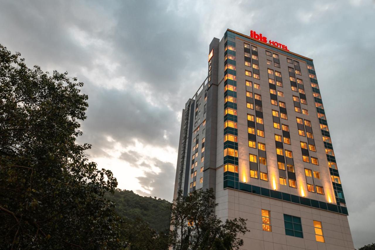 ホテル Ibis Mumbai Vikhroli - An Accor Brand エクステリア 写真